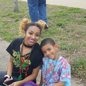 Meet your Posher, Enjoli